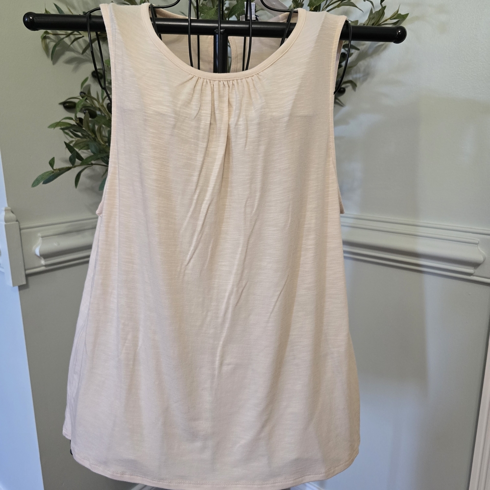 Women's Cream Sleeveless Top
